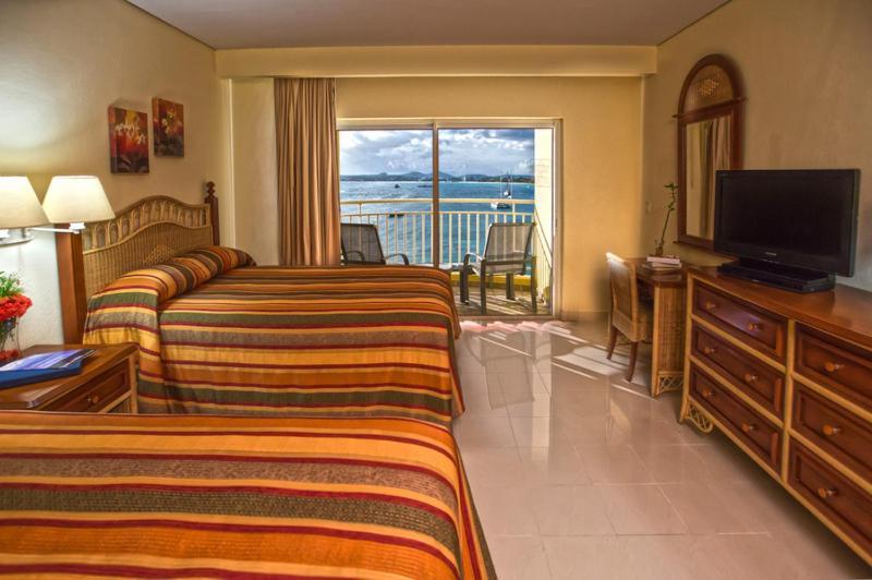 The Villas At Simpson Bay Resort Room photo